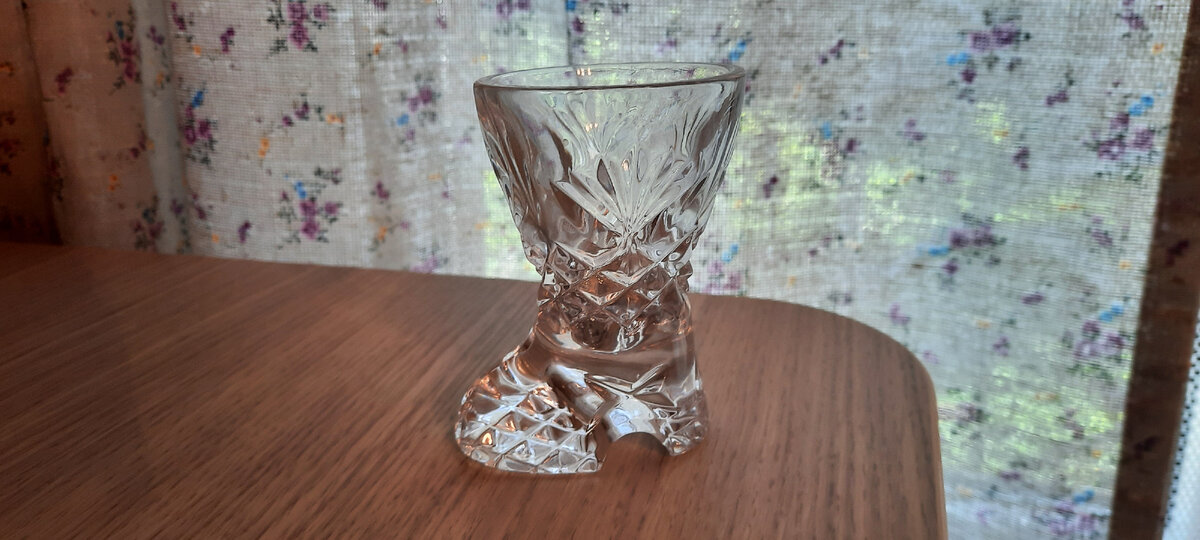 Стопки Сапожок. СССР. 2 штуки. Фото автора.