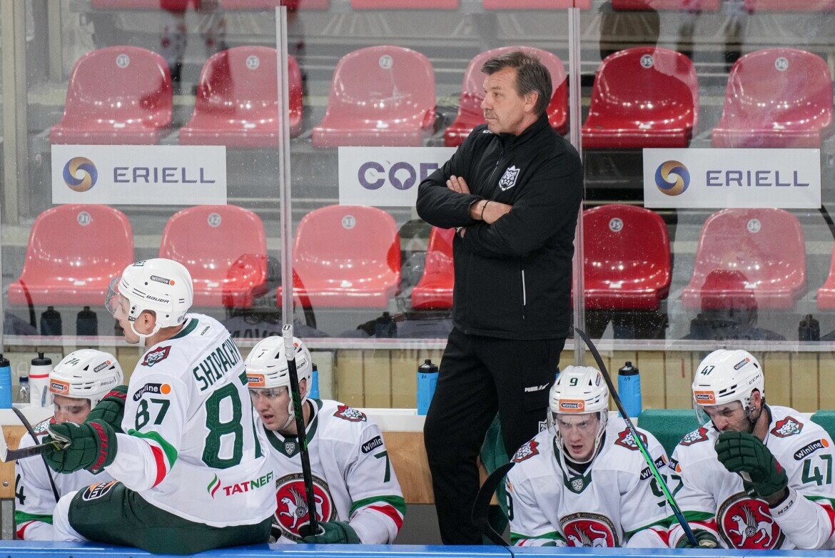 В «Ак Барсе» Олега Знарка все же есть определенный кадровый перебор в атакеФото: ak-bars.ru