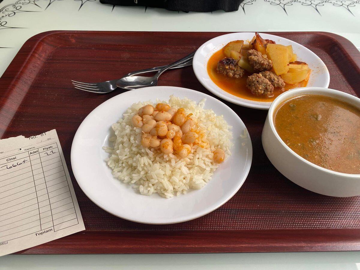 Всего 70 рублей за обед.