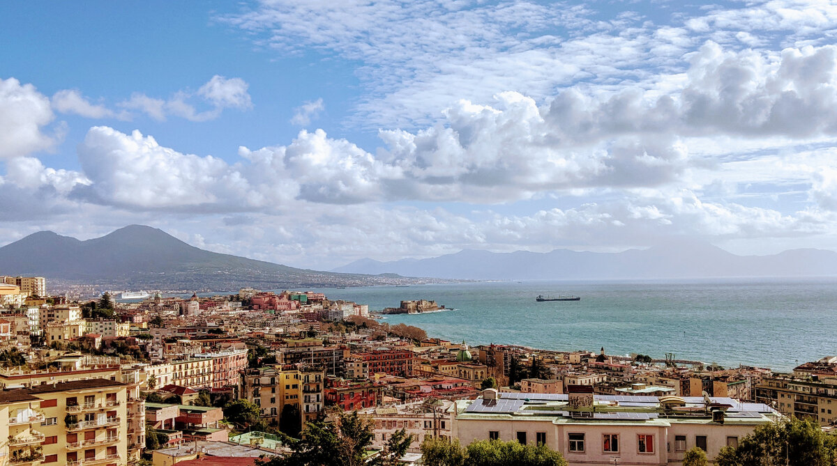 Photo by Danilo D'Agostino on Unsplash 
