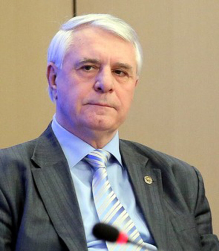 Станислав Иванов