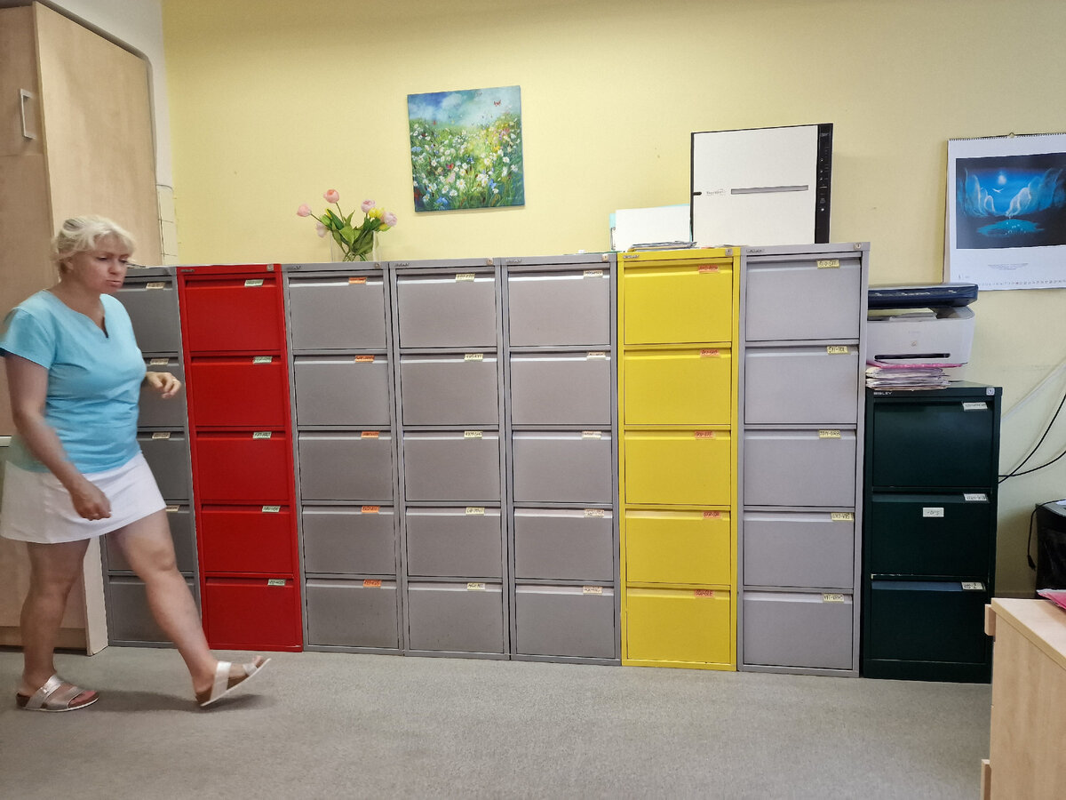 Фото автора: в кабинете у моего врача. С этой медсестрой побеседовала о поликлиниках