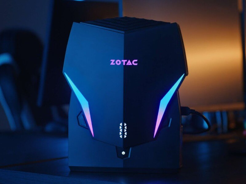    Zotac выпустила новую модель компьютера-рюкзака