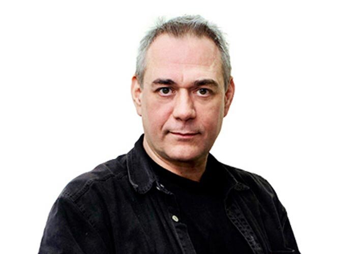 Родился 18 октября 1959 года в Керчи - умер 9 мая 2019 года в Москве от остановки сердца во время езды на мотоцикле. Советский и российский журналист, телеведущий, продюсер. 