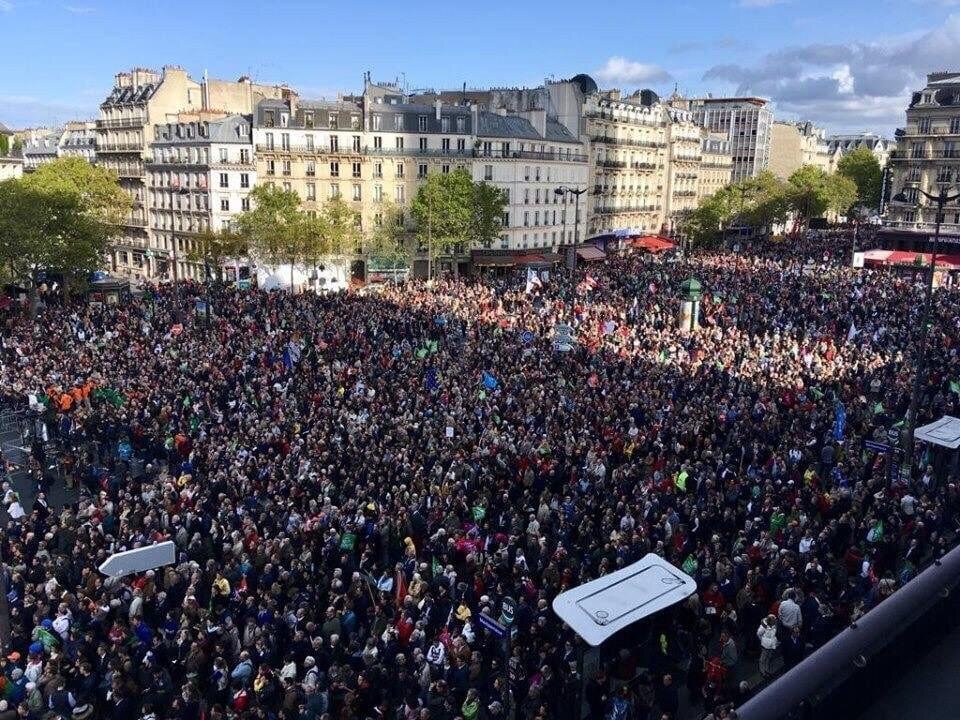 Митинг во Франции. Фото из свободных источников.