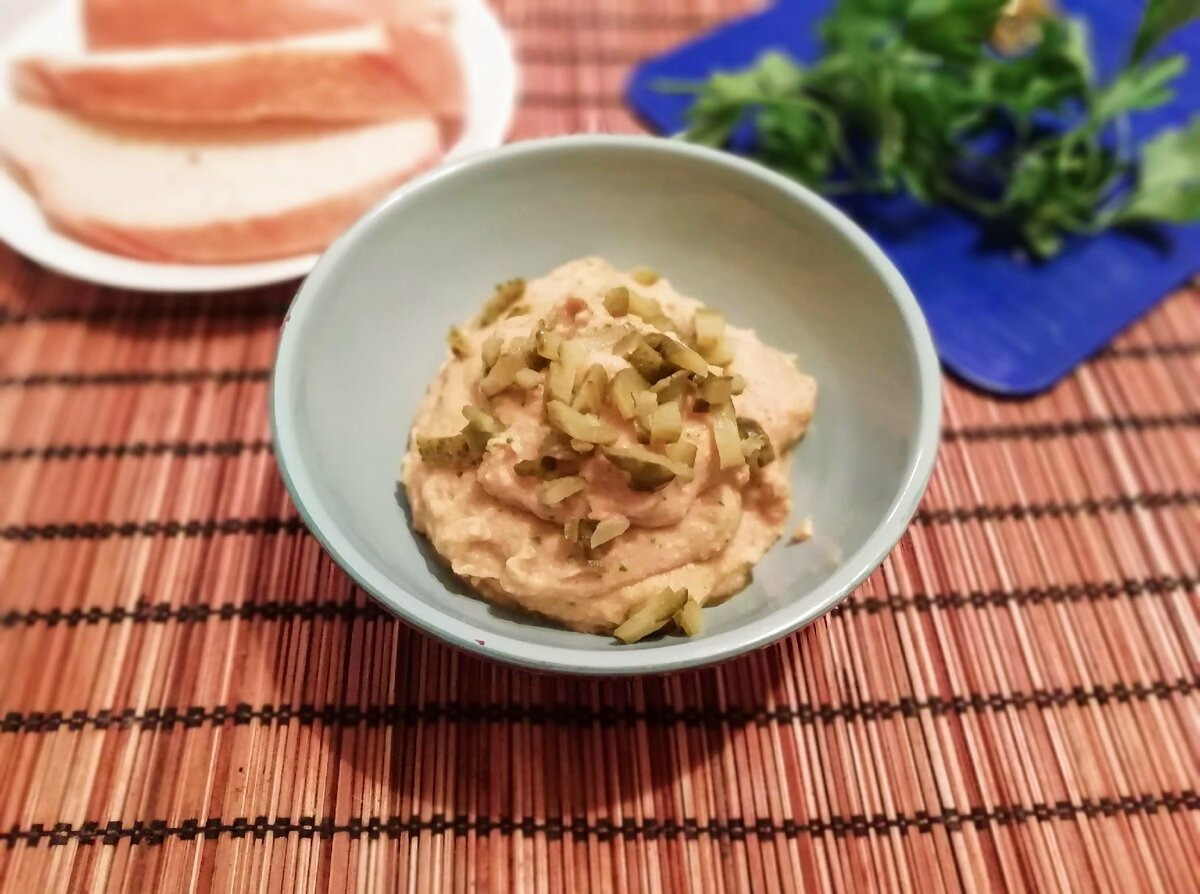 Фасолевый цимес (паштет из фасоли). Постный паштет из фасоли. Постный паштет из фасоли. Фасолевый паштет постный. Паштет из фасоли с орехами.