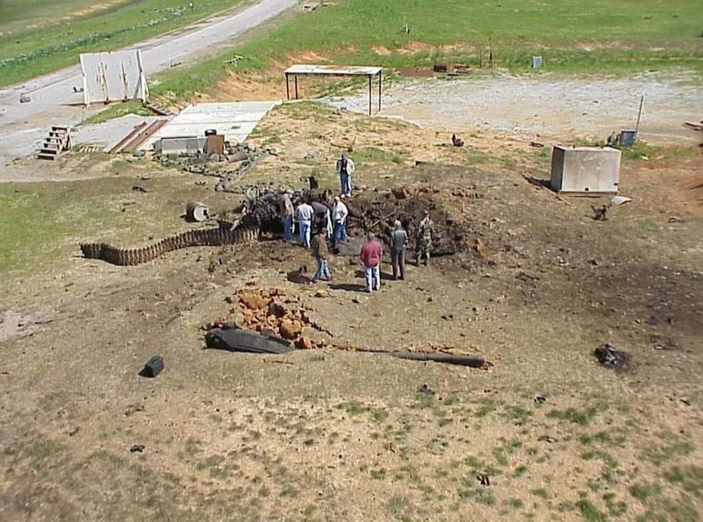 Последствия удара по Т-72, показанные в ролике.