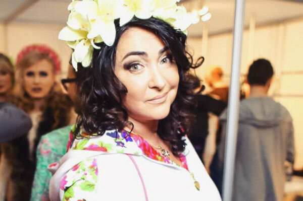 Знаменитости, скандалы, звезды, новости, шоу бизнес. Фотография взята с сервиса Яндекс.Картинки