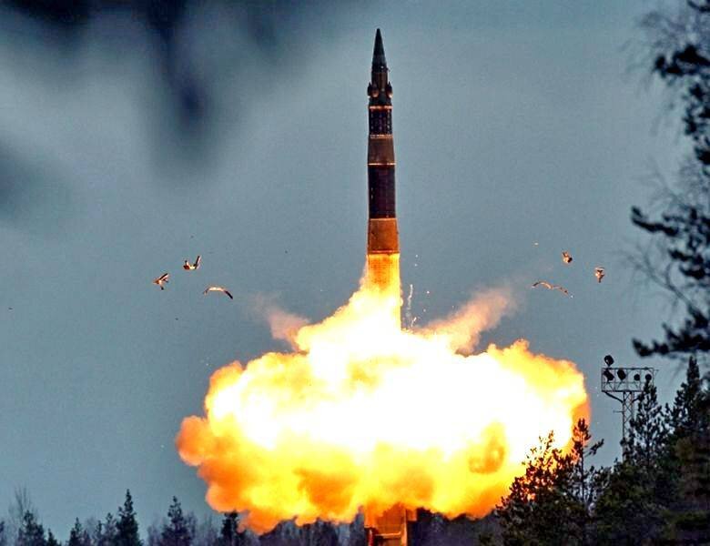 Пуск ракеты Тополь-М. Яндекс.картинки