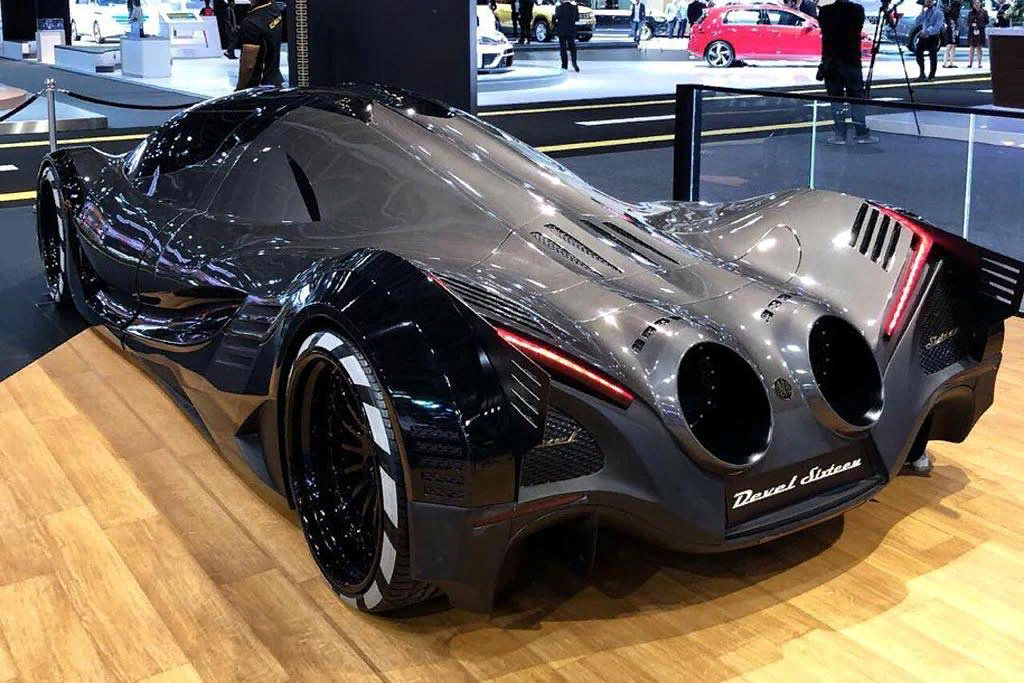 Машина гиперкар Devel Sixteen. Арабский гиперкар Devel Sixteen. 5000-Сильный гиперкар Devel Sixteen. Мотор Devel Sixteen 5000 л.с.