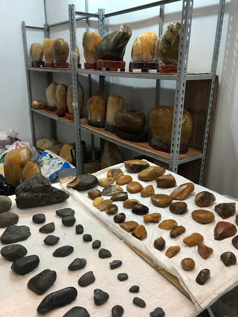 Необычные рынки камней в Китае: что там можно купить и почем
