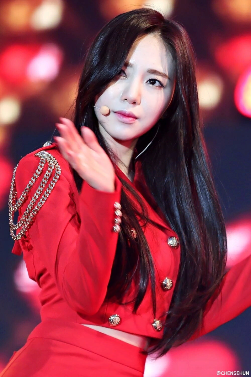 AOA Mina (Квон Мина)