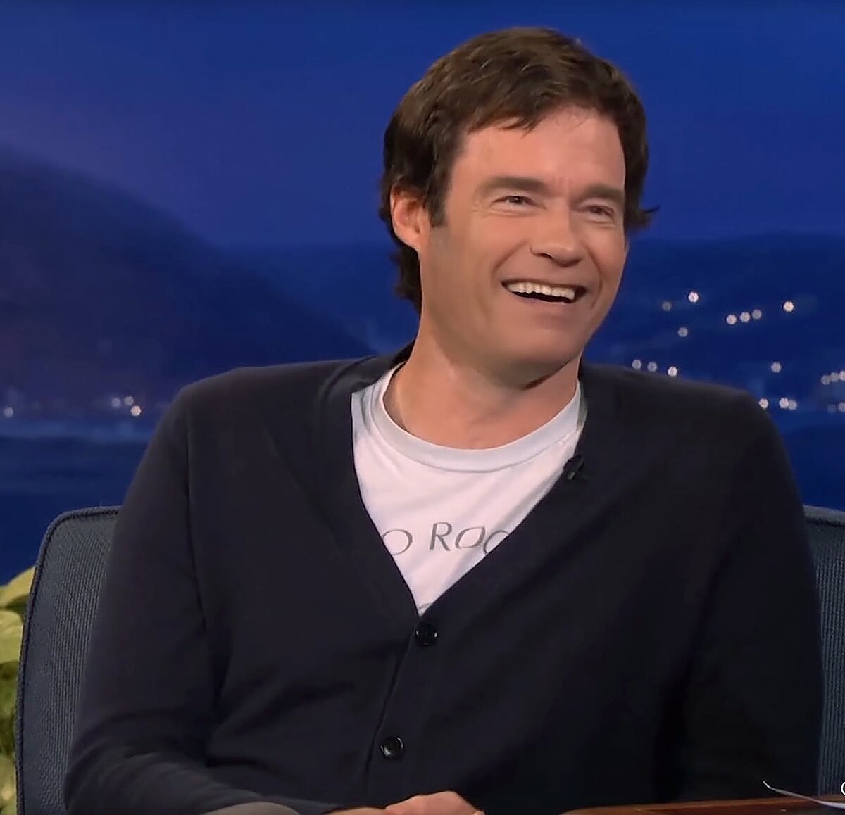  Билл Хэйдэр - изображая Арнольда Шварцнеггера