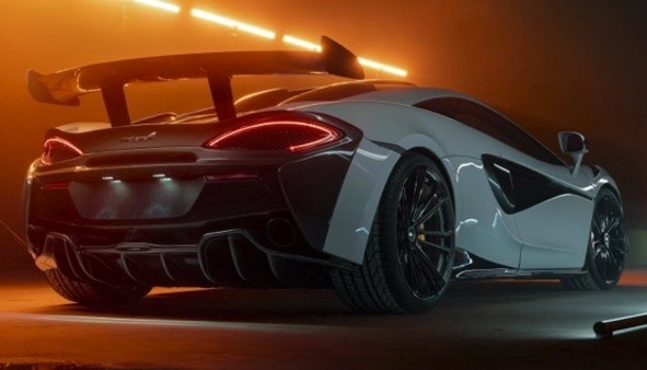 В разработке комплекта кованых колёс Novitec MC3 тюнерам помогала фирма Vossen. Передняя ось комплектуется шинами размерностью 245/30 R20 спереди и 315/30 R21 сзади. Для дисков предложено 72 колера, которые можно применить в матовом или глянцевом варианте.