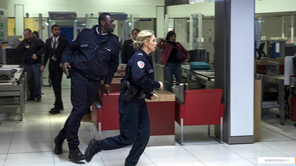 Ни в жизнь не догадаетесь, куда они так бегут, теряя тапки. Правильный ответ - далее в тексте. 