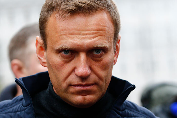 Навальный: кто он. Лжец или герой?