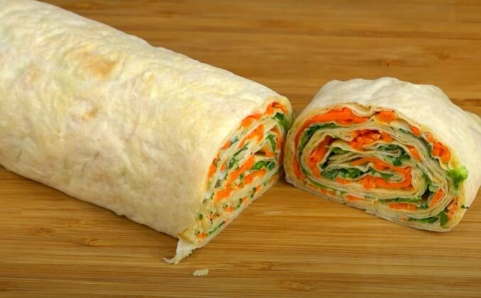 Закуска  для пикника или просто для перекуса - рулет  из лаваша с овощами и сыром рецепт от Кухня Наизнанку , так же в лаваше Морковь по-корейски и Зелень. .Закуски Кухня Наизнанку Блюда из лаваша