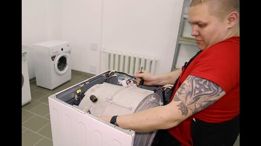 Замена подшипников барабана в стиральной машине LG с прямым приводом на дому