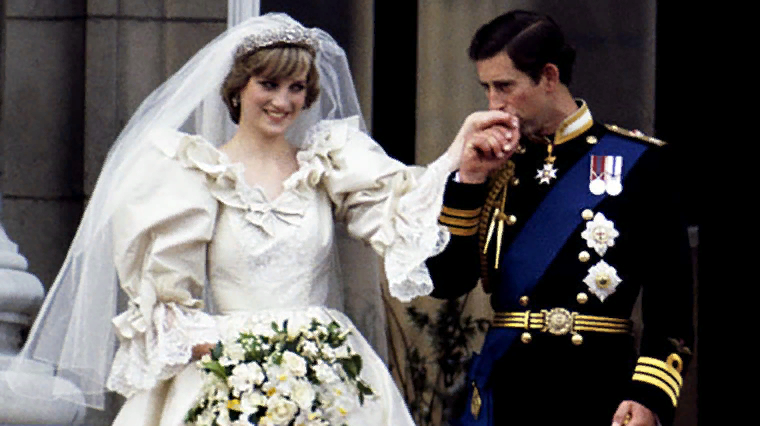 "Свадьба века" принца Чарльза и "королевы людских сердец" Дианы Спенсер