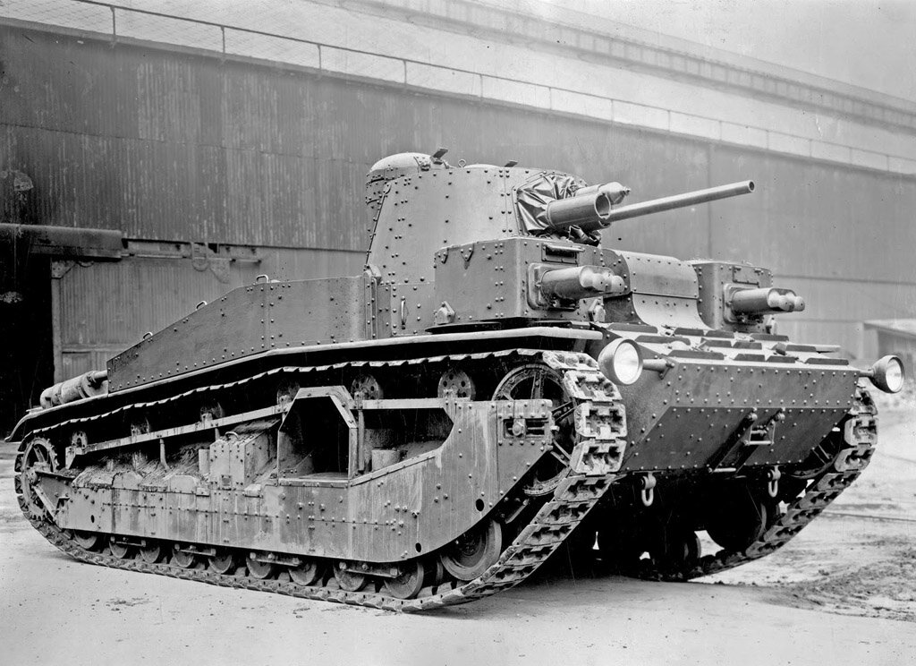 A6E1, первый из трехбашенного семейства. 