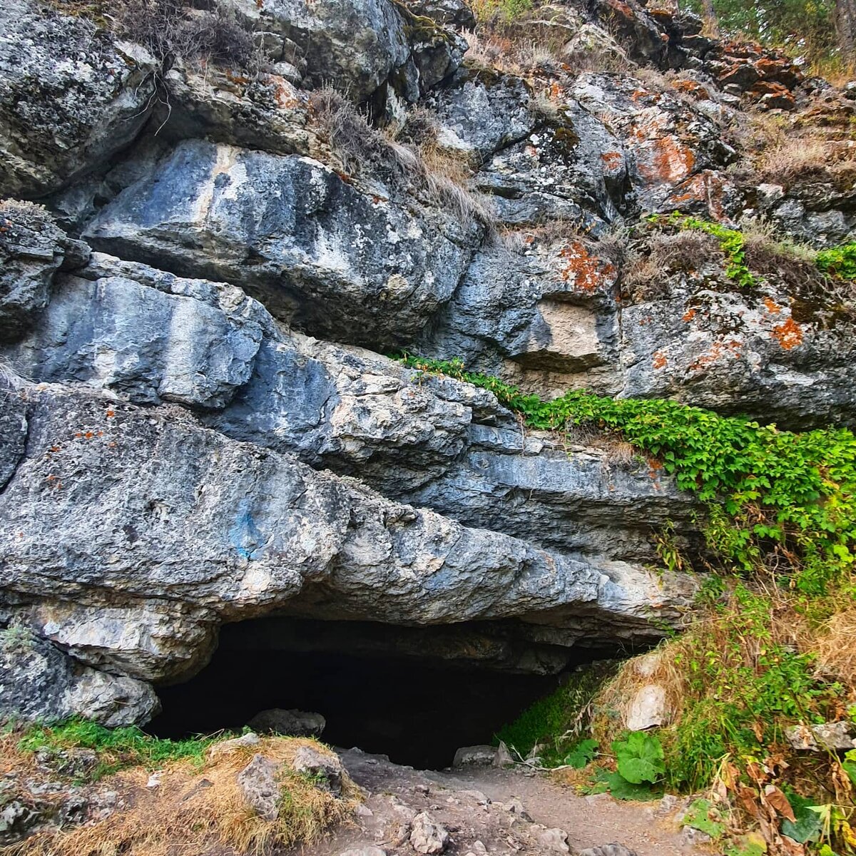 Серпиевский пещерный град. Август 2021 г.