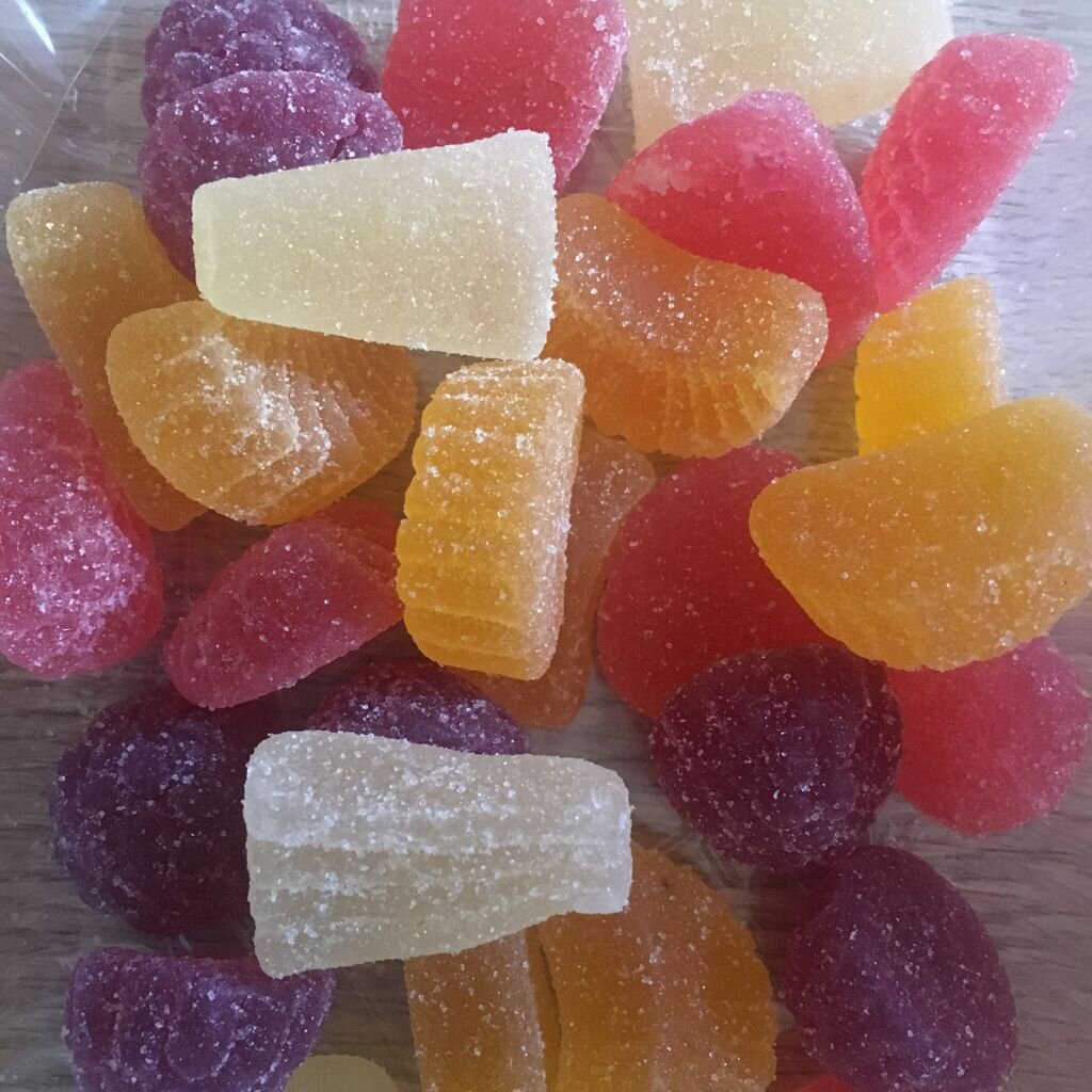 мой мармеладный инста. мармеладные цветы. разноцветный мармелад. мармелад харибо. сладости.