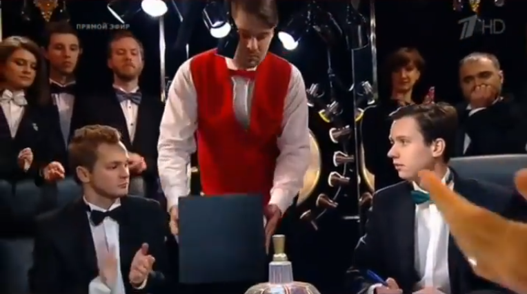 Кадр из телеигры "Что? Где? Когда?" от 14 апреля 2019 года 