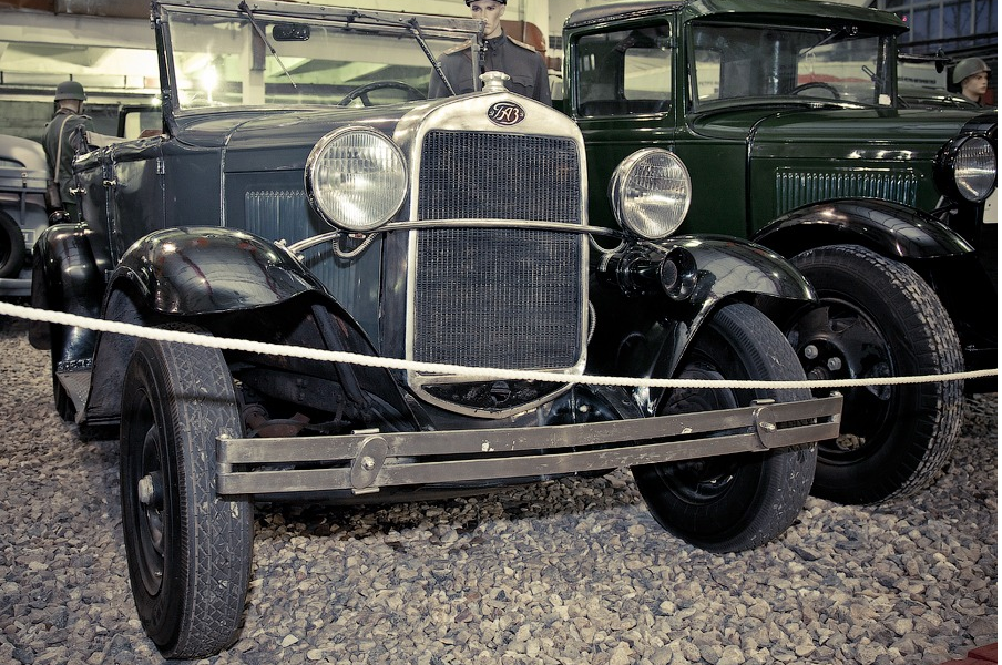 Газ аа 1932. Москвич 400 музей. Такси на базе газ аа. Ашале. Паровоз проворный царскосельской железной дороги.