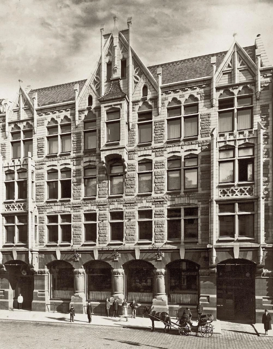 Здание фирмы К. Фаберже на Большой Морской ул., 24. Санкт-Петербург, начало XX в.