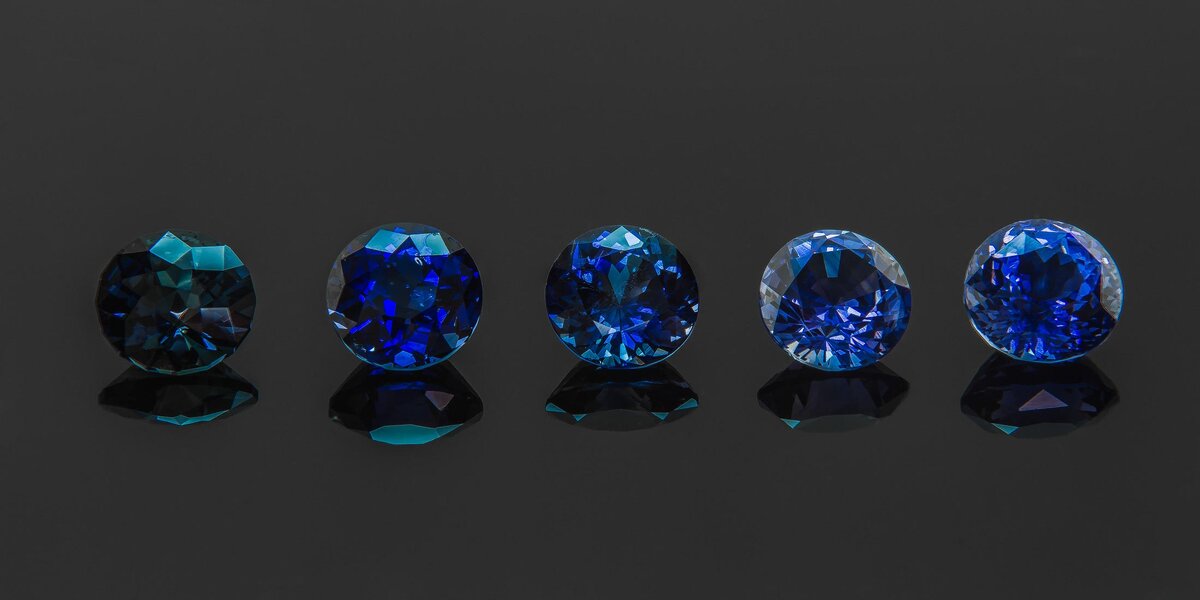 Сапфир камень. Сапфир камень. Звезда бомбея сапфир камень. Сапфир на каком канале. Сапфир на каком канале.