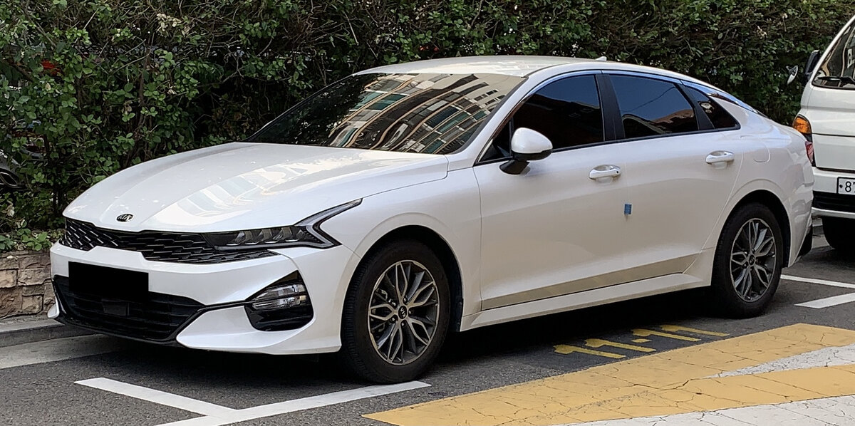 Седаны от Kia давно держат конкуренцию с Toyota Wikimedia commons, лицензия Creative Commons Attribution 2.0 Generic изменений нет