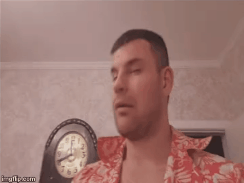 В оригинале это была видео-гифка, но яндекс принимает только фото, поэтому немного рвано. 