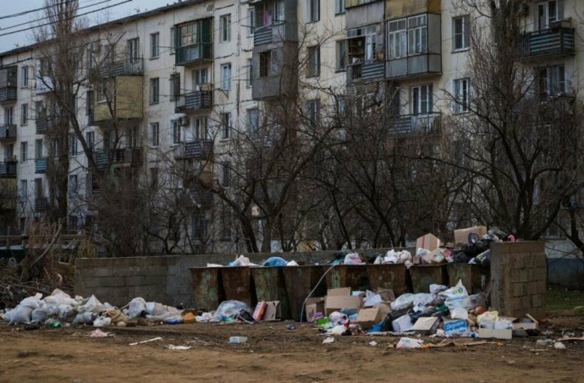 Худшие российские. Махачкала мусор Варламов. Махачкала Варламов. Махачкала мусорная столица. Махачкала грязный город.