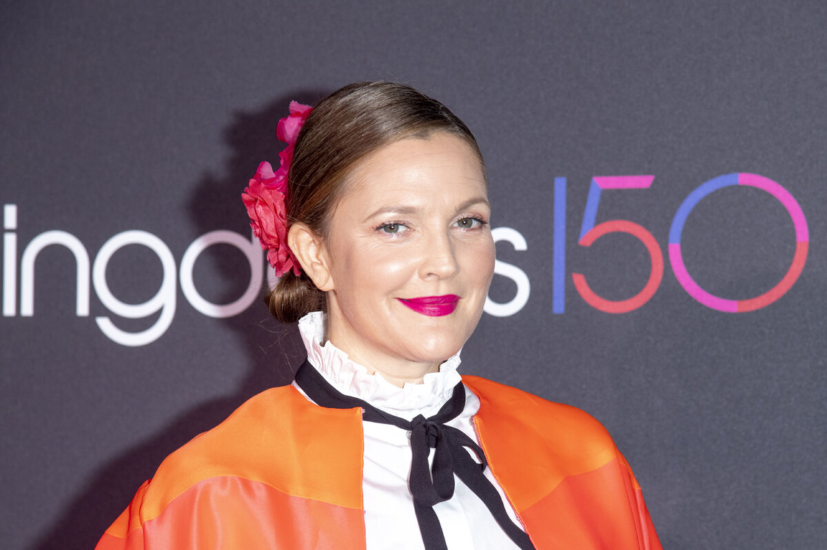     Дрю Бэрримор нашла бойфренда после развода