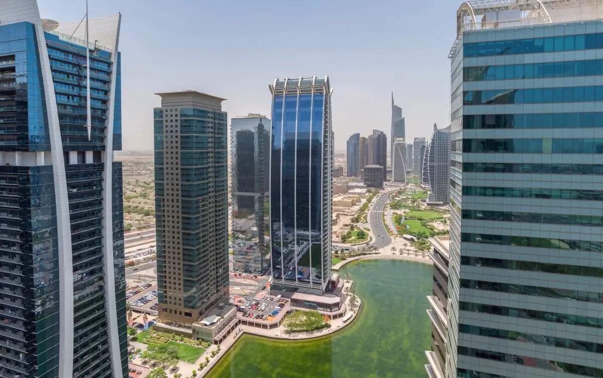 Jumeirah Lakes Towers (JLT)