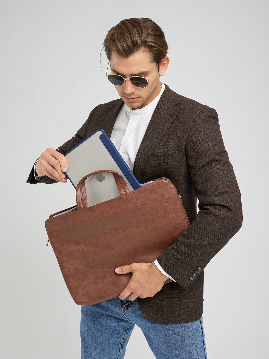 Артикулсумки: 15-17 дюймов: Wildberries - 26633694 Ozon - 307892771; 13-14 дюймов: Wildberries - 13559864 Ozon - 184333571