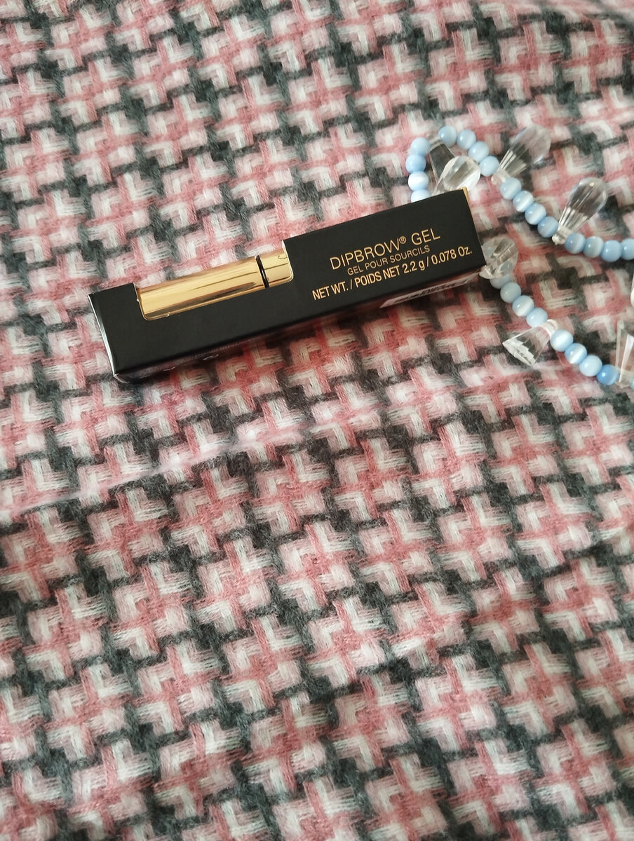 Гель для бровей Anastasia Beverly Hills Dipbrow Gel.