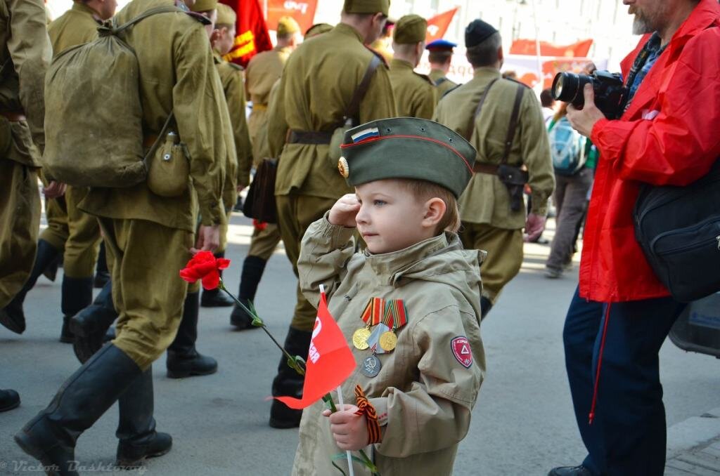 Воспитание данное героям. Воспитание данное героям. Ветераны и молодежь. 9 мая дети. Военно-патриотические мероприятия в школе.