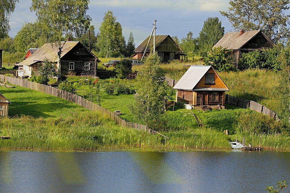 Фото дом в деревне летом