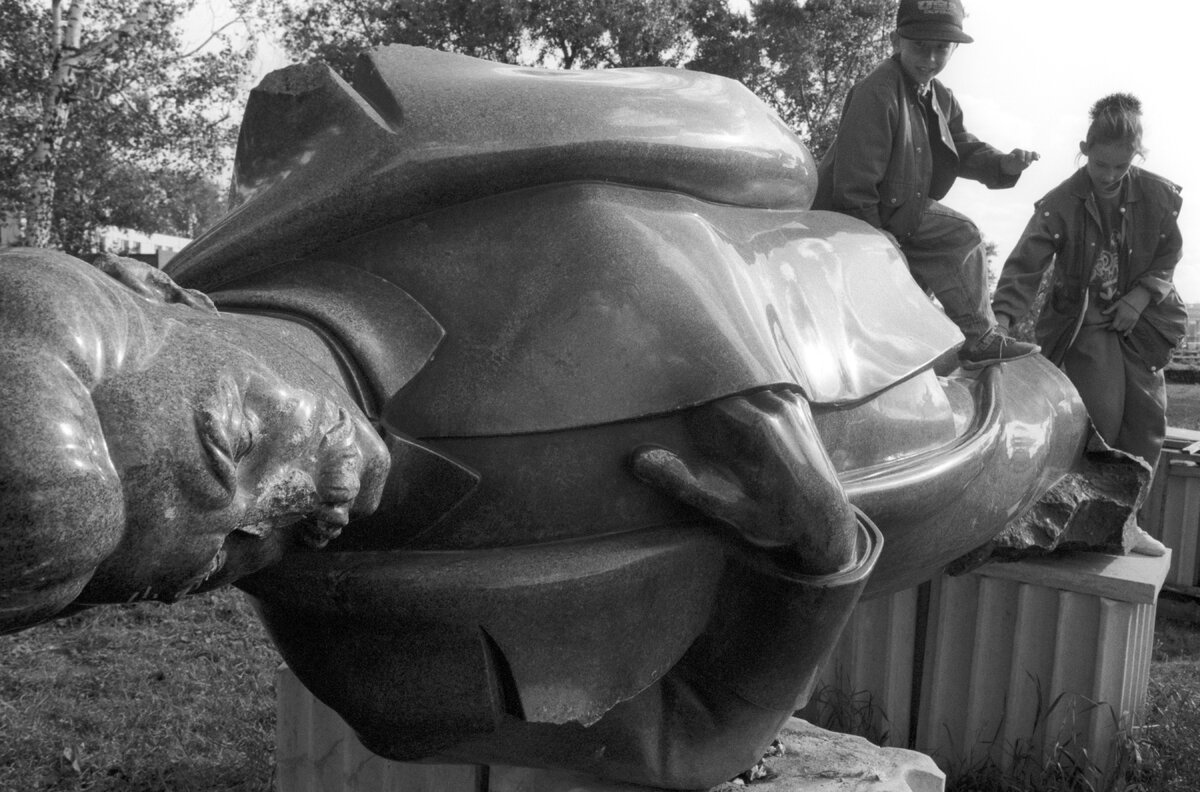 Демонтаж памятника Феликсу Дзержинскому, 1993 год. Сергей Мамонтов /ИТАР-ТАСС 