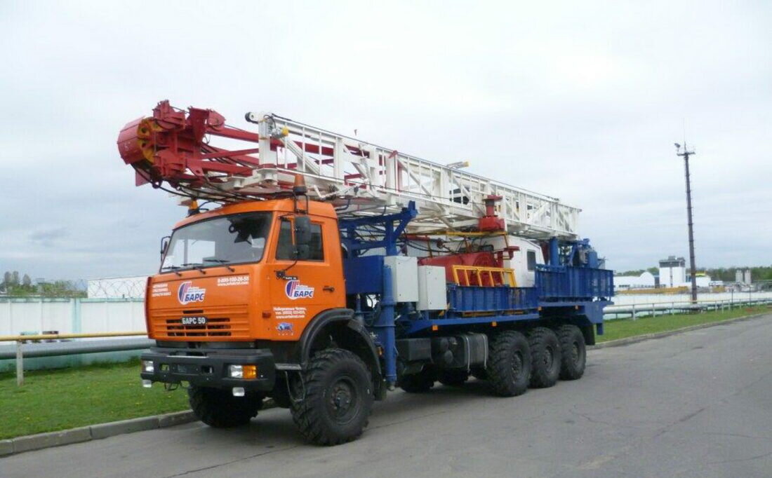 Мобильная установка для подземного ремонта скважин БАРС 50