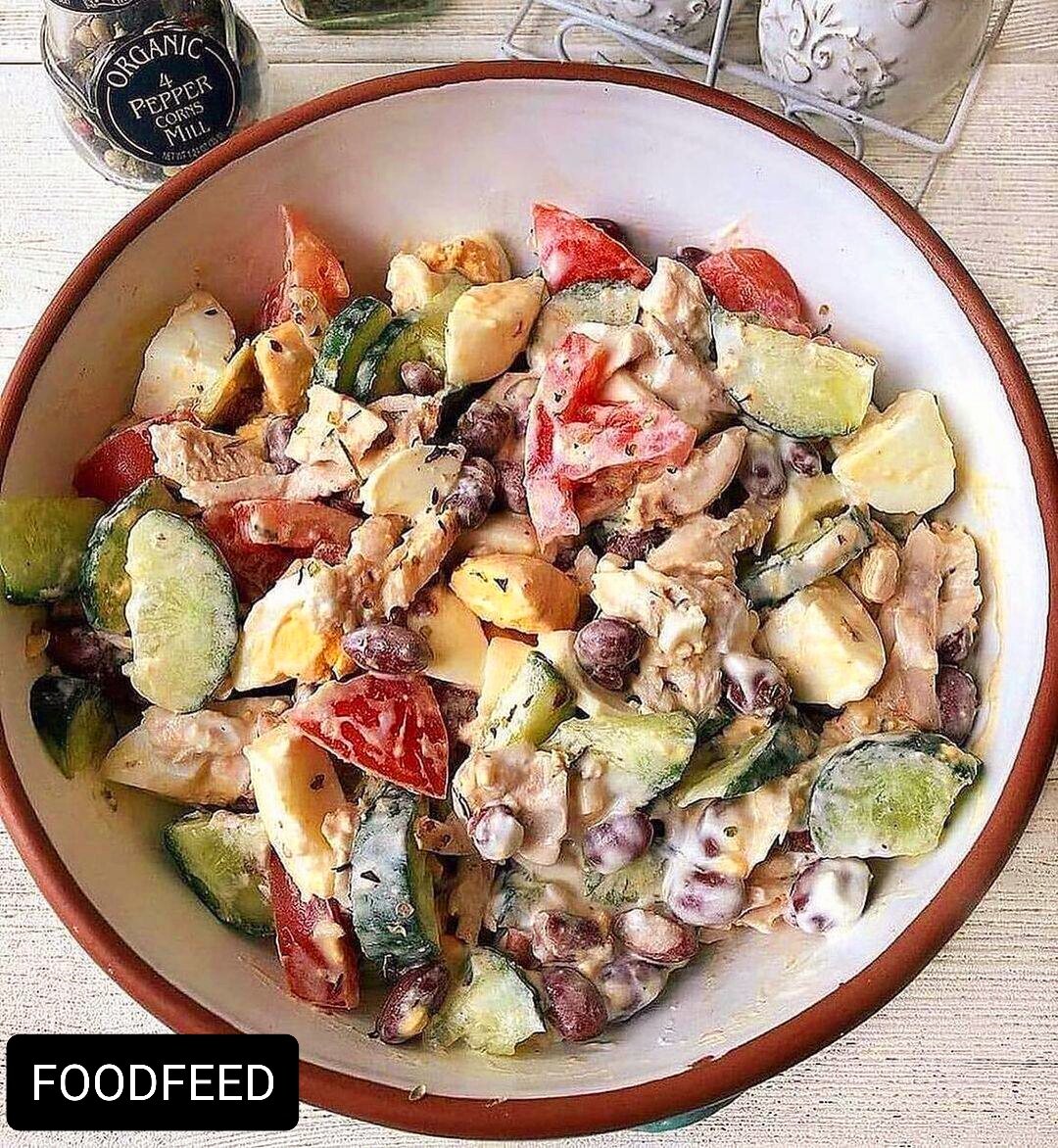Салат с куриной грудкой