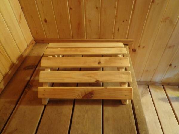 Подголовник из дерева