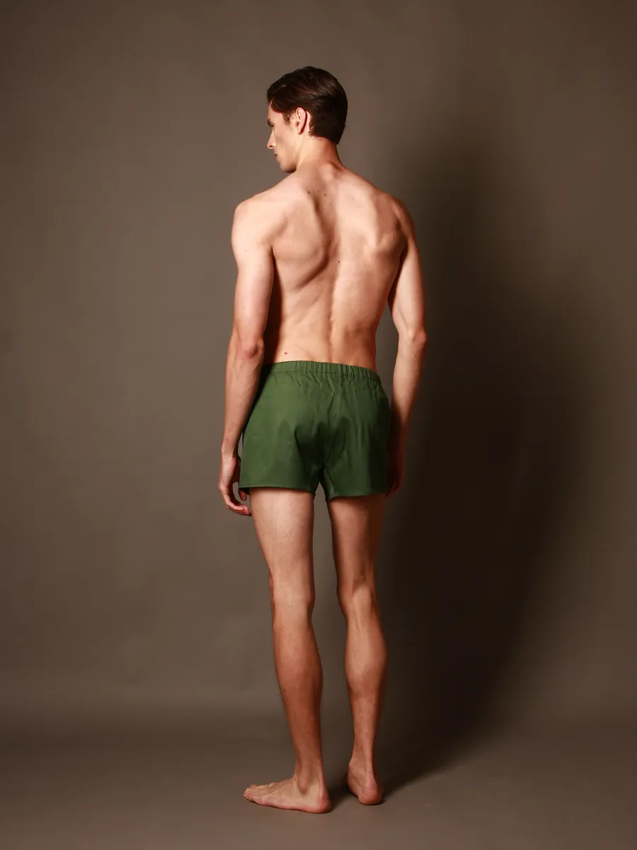 красивые зеленые трусы