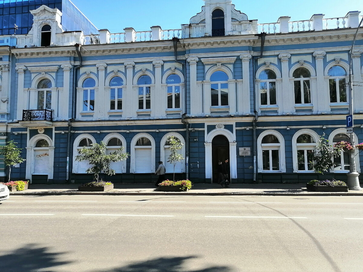 Здание между улицей Чехова и улицей Фурье, Фото автора