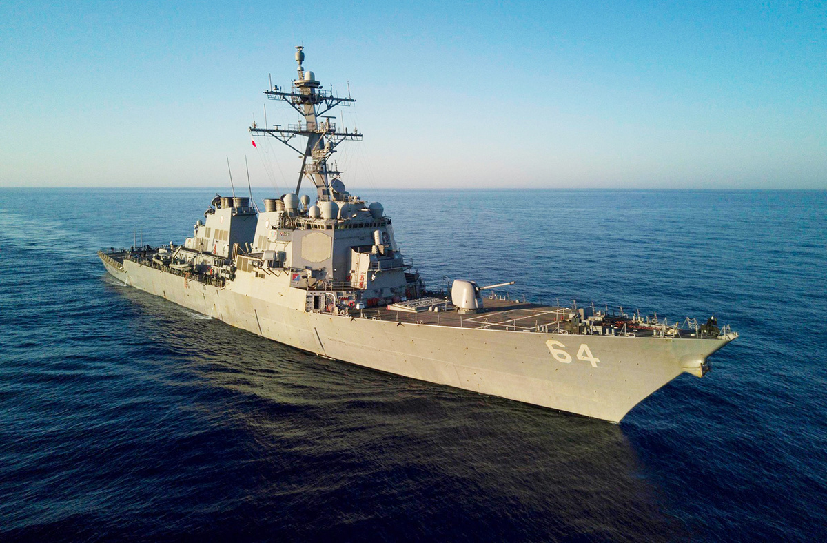 USS Carney (DDG-64) — эсминец типа «Арли Бёрк»
