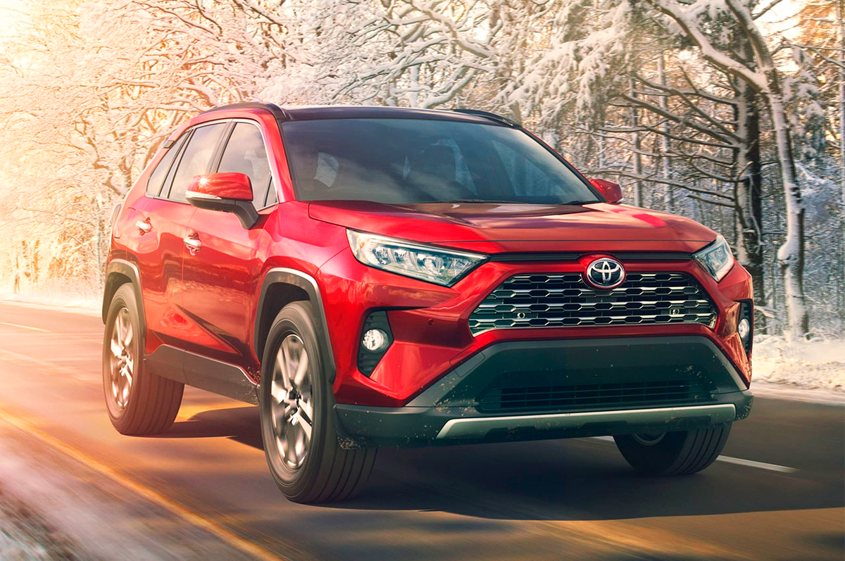 Toyota rav4 2018 год