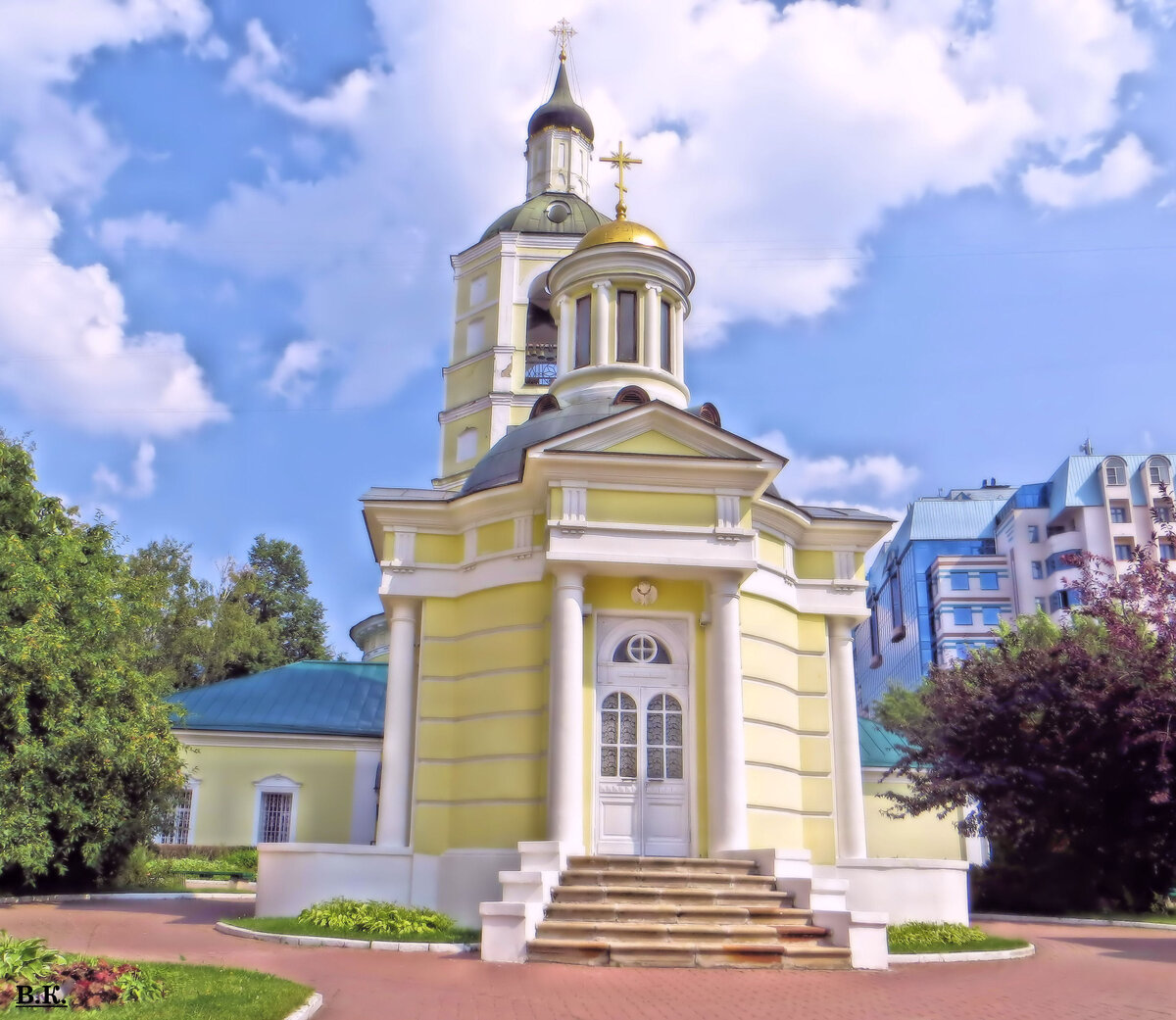 церковь на ботаническом саду в москве