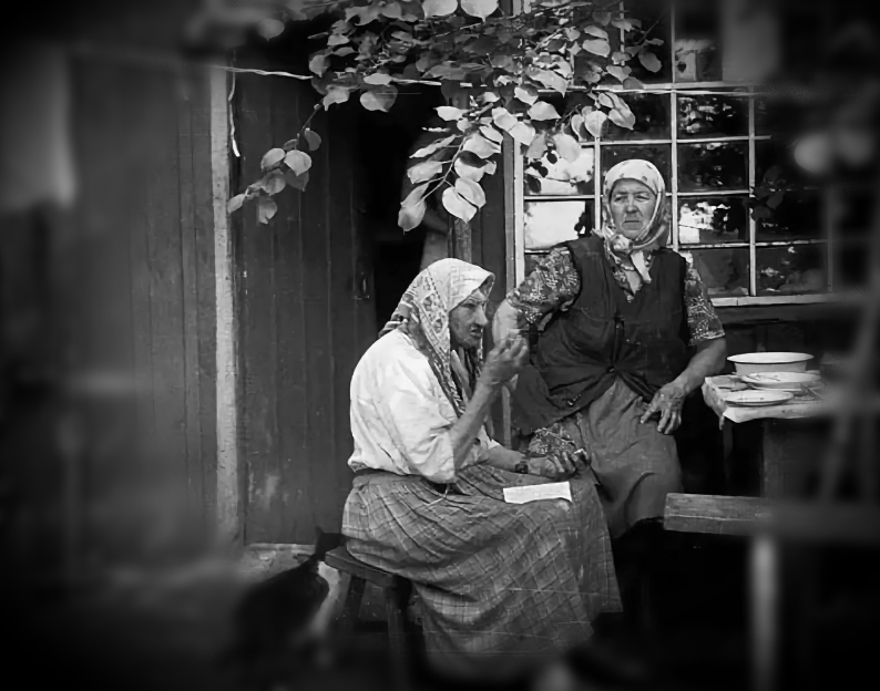 Советские старики. Советские Деревенские бабушки. Бабушка с советским. Старые фотографии. Позабытое старое
