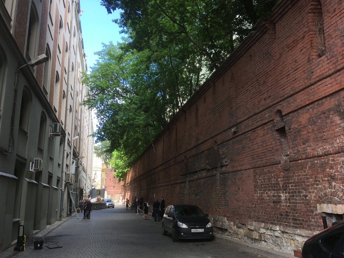 Стена китай города в москве